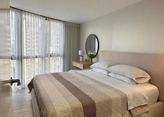 Eastwood Qc 2br Walk To Mall Cafés&dining * Manila