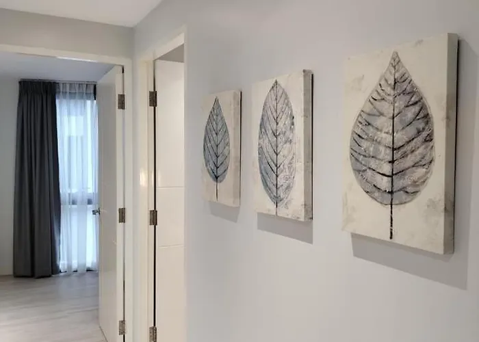 Apartamento Eastwood Qc 2br Walk To Mall Cafés&dining *
